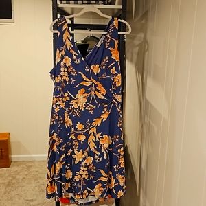 Loft dress with back cut out